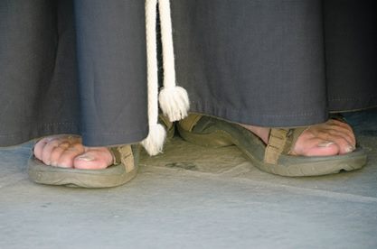 sandali da frate francescano
